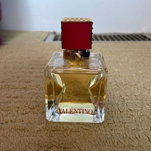 Valentino Voce Viva Perfume
